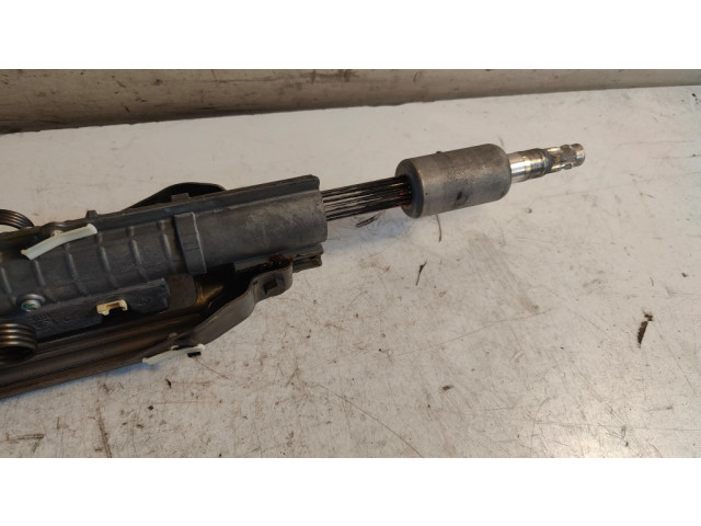 Рулевая рейка 6786899 BMW 1 E81 E87 2004-2011 года