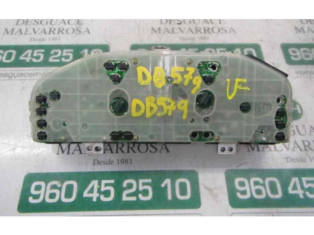 Přístrojová deska Mazda Premacy 2002