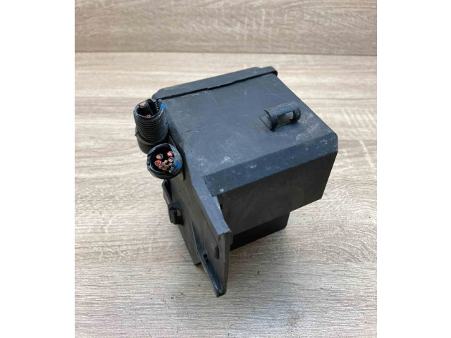 Pojistková skříňka 90560119 Opel Zfira A 1999