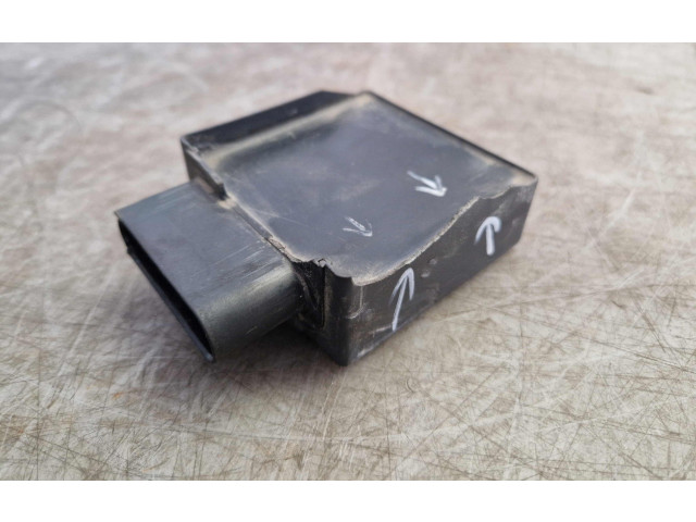 Блок управления 5Q0906121F, 3Q0906121D   Skoda Octavia Mk3 (5E)