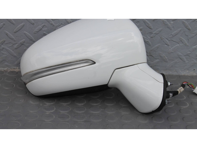 Zpětné zrcátko Suzuki SX4 S-Cross 2023 84701-63T60, LUSTERKO-PRAWE