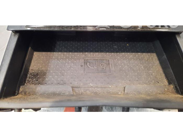 Модуль беспроводной зарядки 3V0035502   Skoda Octavia Mk3 (5E)