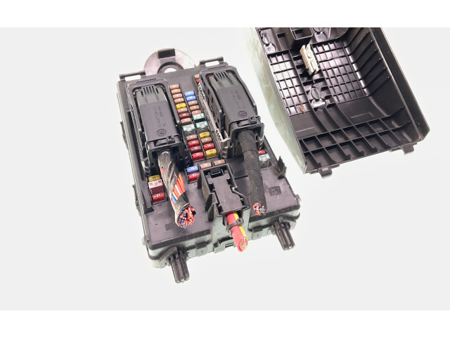 Pojistková skříňka 31682732 Volvo XC60 2019