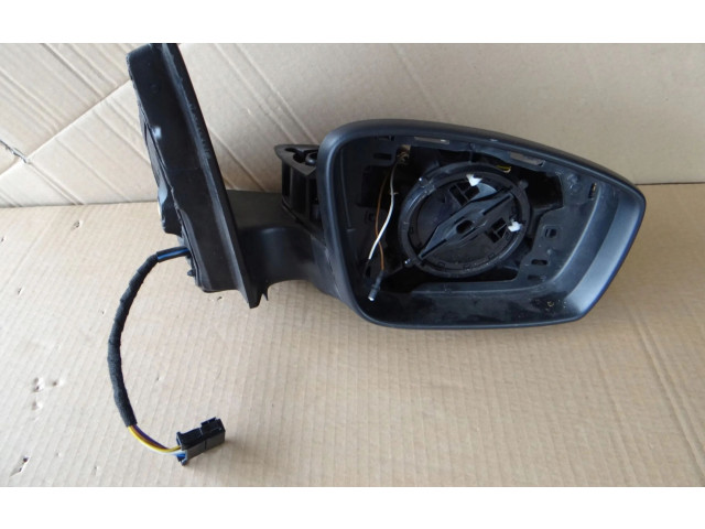 Зеркало электрическое Skoda Fabia Mk3 (NJ) 2015 - 2021 года
