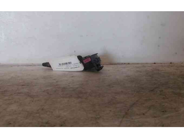 Ручка стеклоочистителей 1357437, 21803143   Ford Fusion