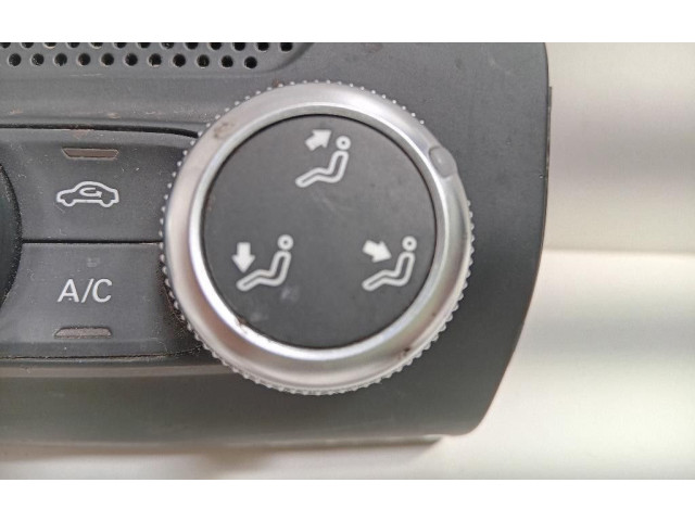 Блок управления климат-контролем 8X0820-043C, 8X0820-043C Audi A1