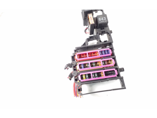 Pojistková skříňka 8K0971845A Audi A4 S4 B8 8K 2010