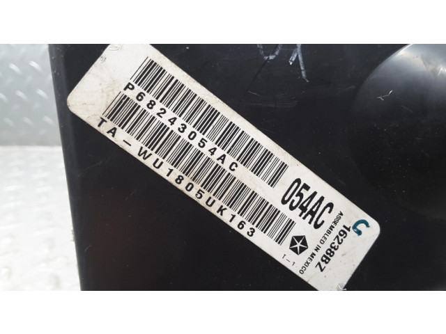 Pojistková skříňka 054AC, P68243054AC Chrysler 300C 2014