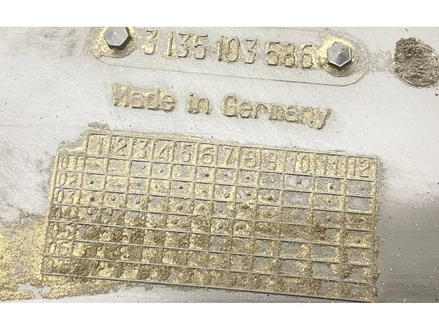 Электрический вентилятор радиаторов       Volvo V70  2005 - 2008 года   