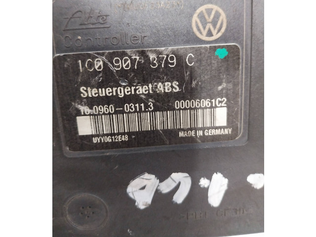 Блок АБС 1C0907379C, 00006061C2 Skoda Octavia Mk1 (1U) 1996 - 2004 года