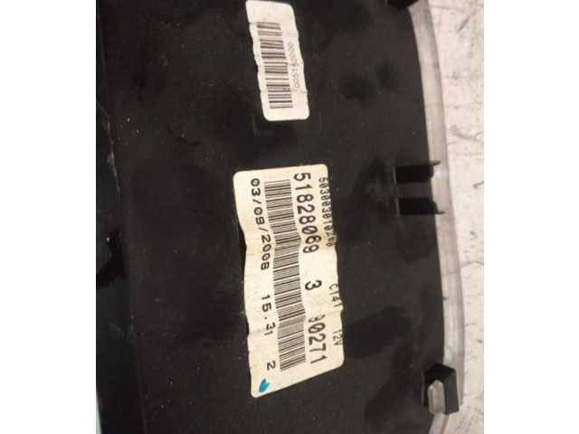 Přístrojová deska Fiat Grande Punto 2008 51828069, 199A4000