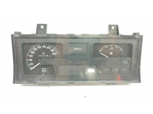 Панель приборов 19819301 Renault Clio I