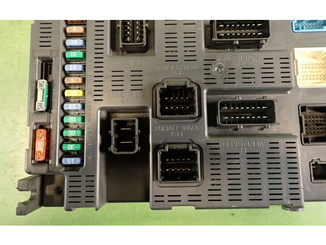 Блок предохранителей 9663798580   Citroen C4 I    