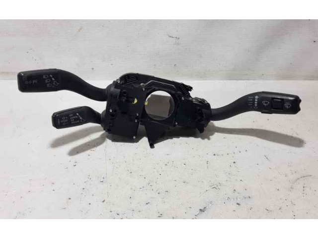 Генератор 8E0953549, IEK0105114410 Seat Exeo (3R)