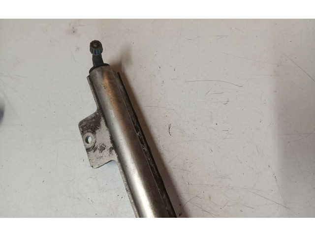 Топливная рампа 8658593   Volvo XC90   для двигателя b6294t