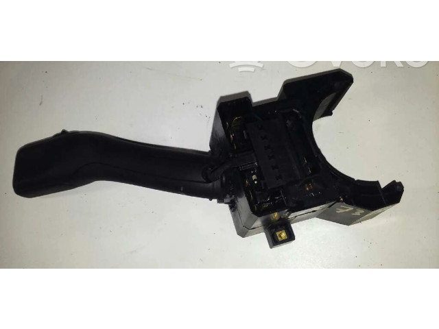 Ручка стеклоочистителей Audi A3 S3 8L