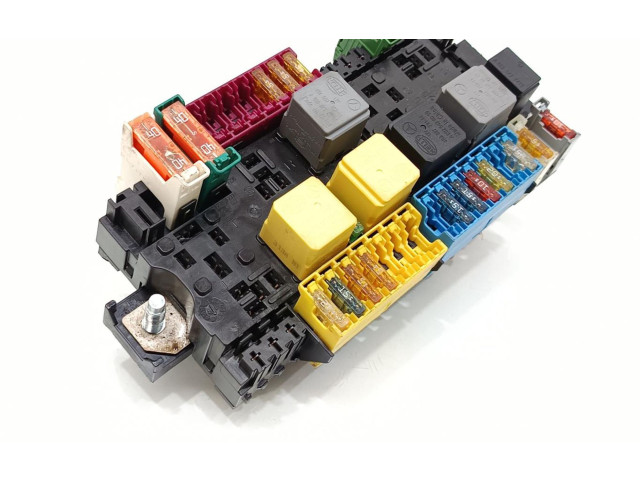 Блок предохранителей A2469060093   Mercedes-Benz A W176    