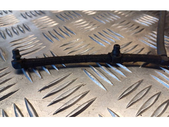 Vstřikovací lišta 55183043 Opel Zafira B