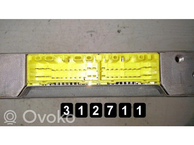 Блок управления двигателя 0797003322   Mazda 323