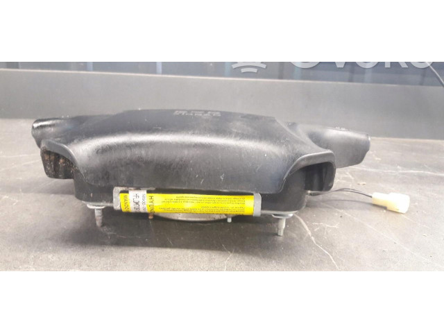 Подушка безопасности водителя    Hyundai Coupe