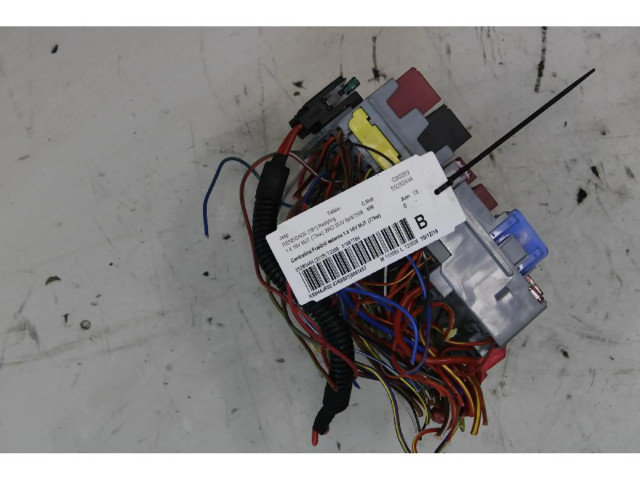 Блок предохранителей Jeep Renegade