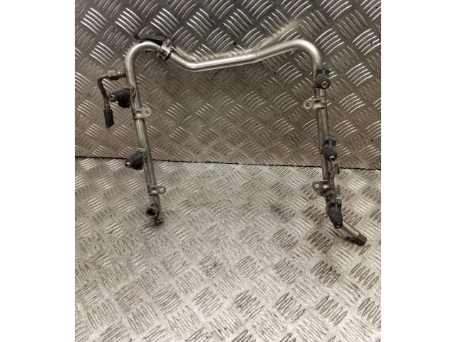 Vstřikovací lišta A1120700095 Mercedes-Benz E W210