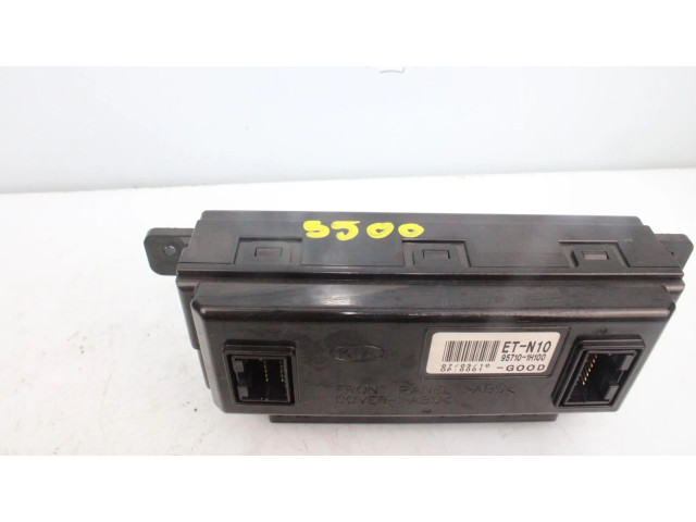 Дисплей 957101H100 KIA Ceed