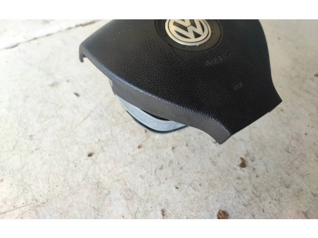 Подушка безопасности водителя 2K0880201E, 61982050A Volkswagen Caddy