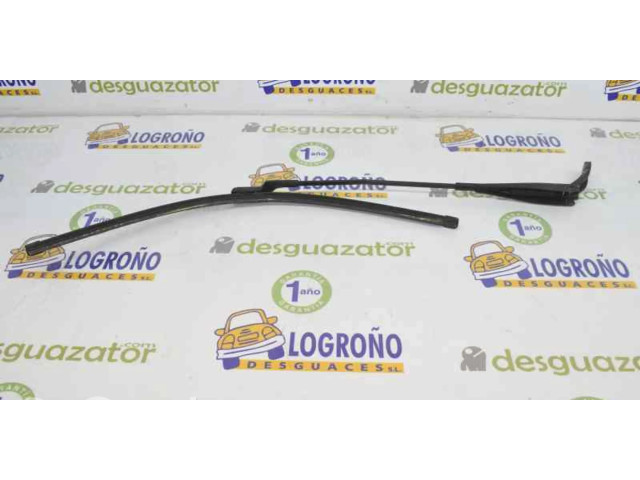 Ножка стеклоочистителей лобового стекла