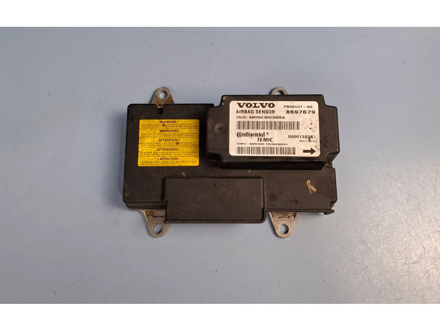 Блок подушек безопасности 8697679   Volvo V50