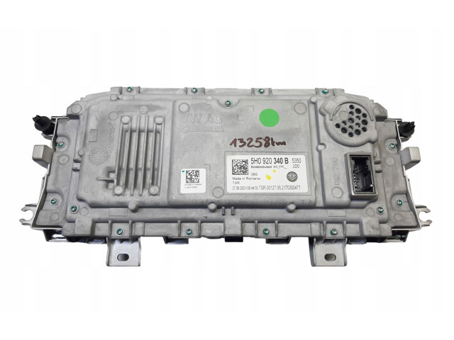 Pojistková skříňka Спидометр (приборный щиток) 5H0920340B, 13258KM Volkswagen Golf VIII 2022