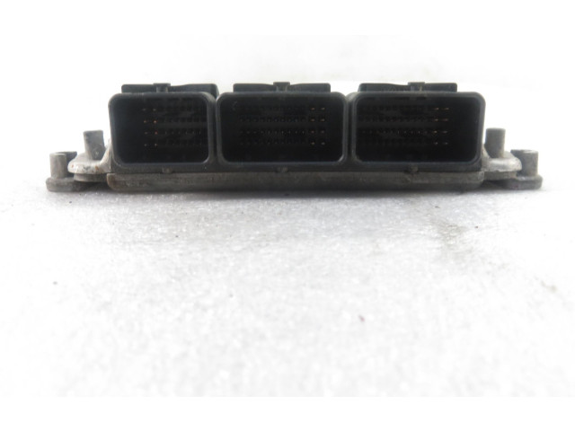 Řídící jednotka 8200118526, 8200051608 Nissan Primastar 2003