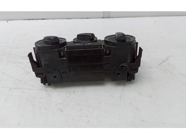 Блок управления климат-контролем SINREF Skoda Fabia Mk3 (NJ)