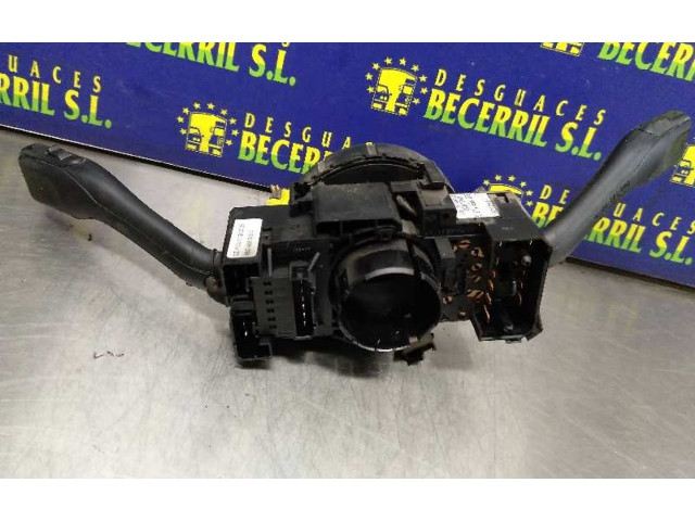 Ручка стеклоочистителей 8L0953513G, 4B0953503G   Volkswagen Passat Alltrack