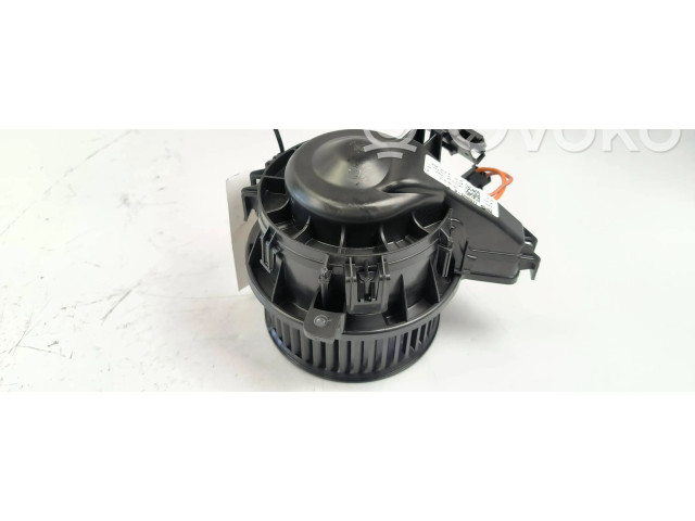 Вентилятор печки 2Q1820021A Skoda Kamiq