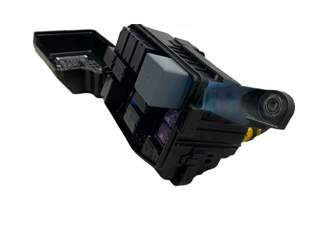 Блок предохранителей 0524NA, 3746NA Mitsubishi Outlander