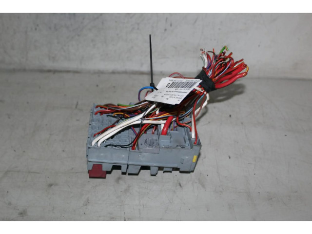 Блок предохранителей    Jeep Renegade    