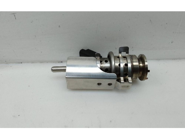 Форсунка 9814543280    Peugeot 2008 II   