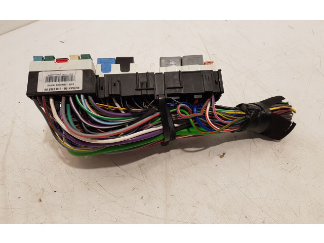 Блок предохранителей GK2T14401CMB   Ford Transit Custom    