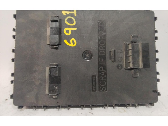 Блок предохранителей HU5T15604ECS   Ford Ecosport    