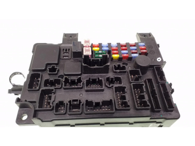 Блок предохранителей 8637A865 Mitsubishi Outlander