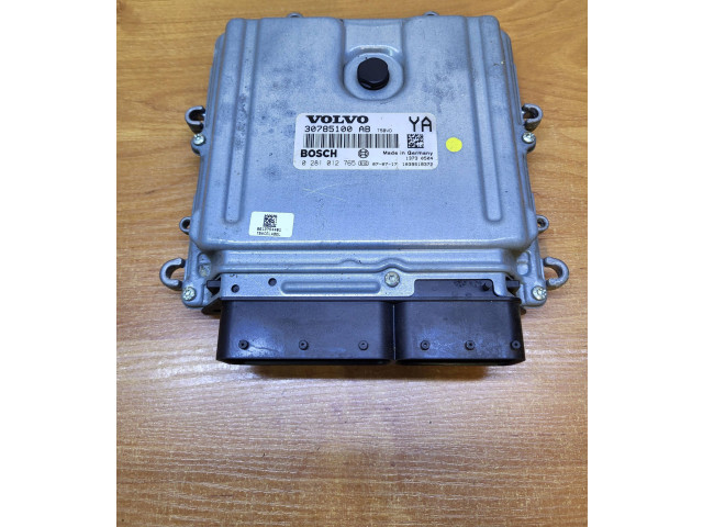 Řídící jednotka 30785100, 0281012765 Volvo S80 2008