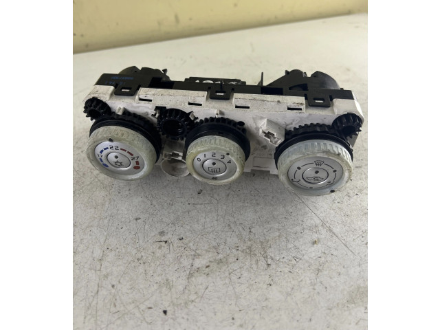 Блок управления климат-контролем 69657032, 69667301 Mitsubishi Colt