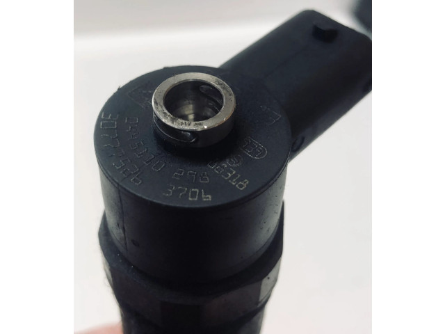 Форсунка 0445110298, 30777526    Volvo V70   