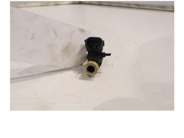 Форсунка 0280158831    Volkswagen PASSAT B7  CDG 