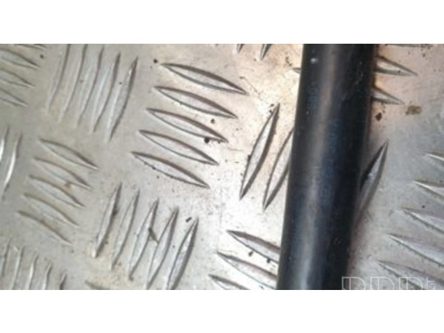 Амортизатор задней крышки