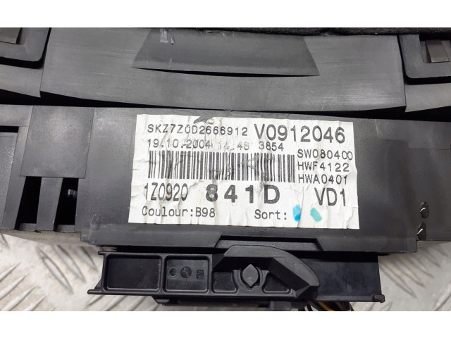 Панель приборов 1Z0920841D Skoda Octavia Mk2 (1Z)