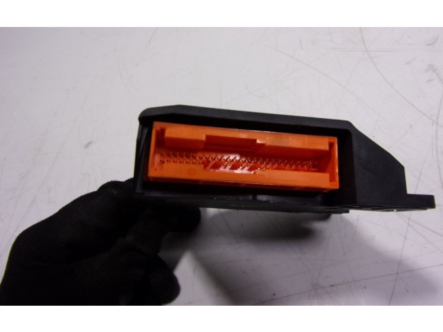 Блок подушек безопасности 8201385569, 8201163304 Dacia Duster