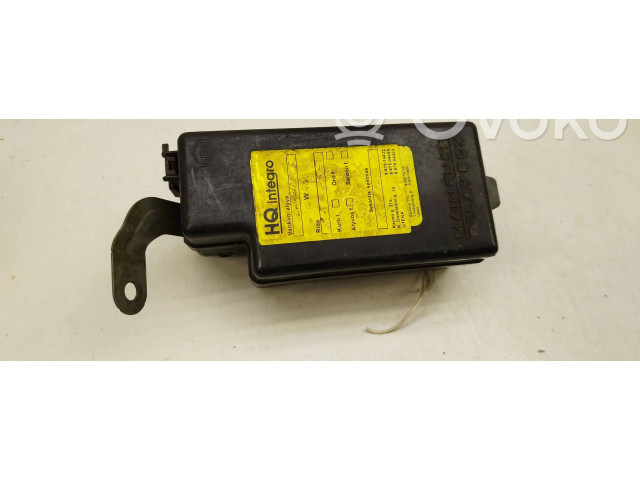 Блок предохранителей    Subaru Forester SF    