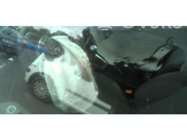 Генератор 231009933R   Renault Clio V      